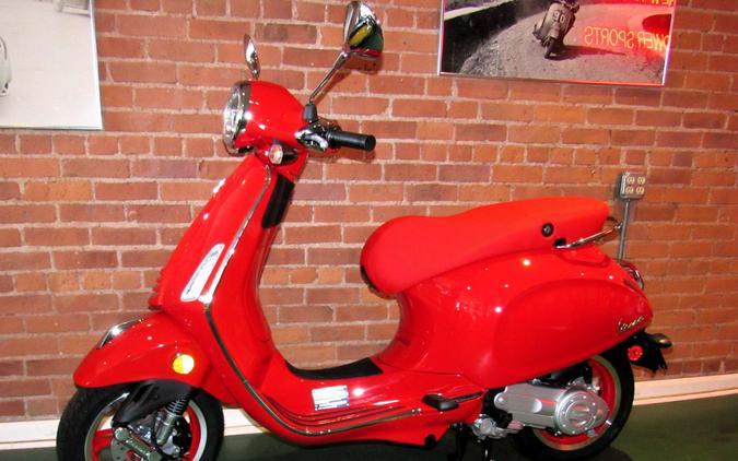 2025 Vespa Primavera 50 (RED)