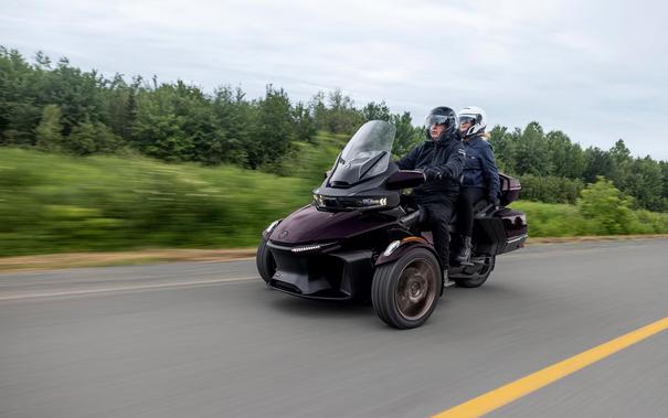 2025 Can-Am [Off-site Inventory] Spyder RT Sea-To-Sky