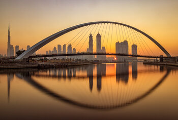 Fotografi Sunrise at the Dubai Water Canal