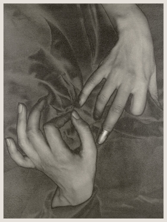 Художня фотографія Hands & Thimble (Georgia O’Keeffe) - Alfred Stieglitz