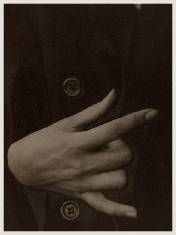 Художня фотографія Her Hand (Georgia O’Keeffe) - Alfred Stieglitz