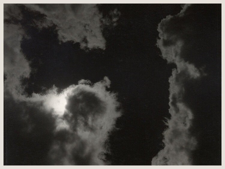 Художня фотографія Songs of the Sky (Portrait of Georgia) - Alfred Stieglitz