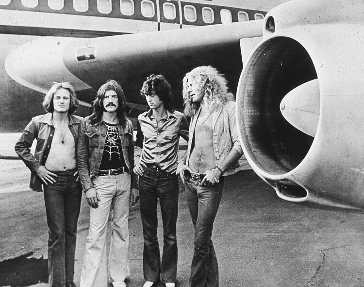 Fotografia Led Zeppelin With The Starship, 1973