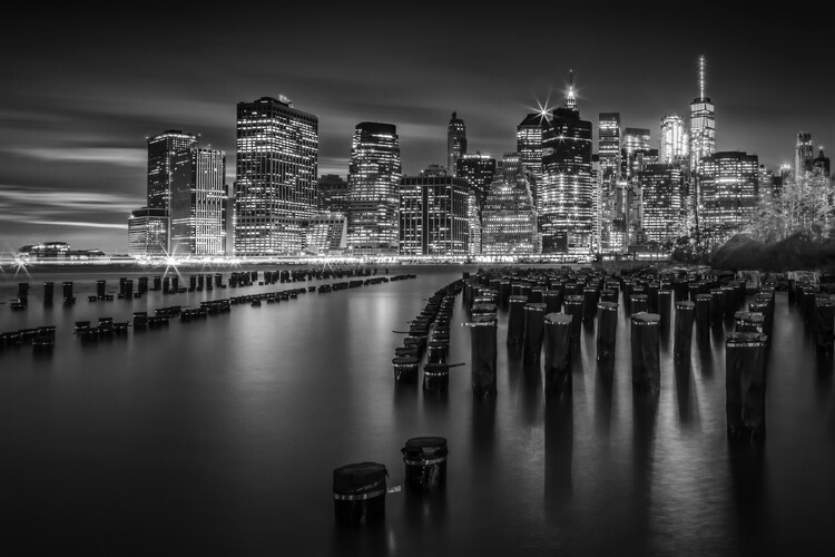 Fotografia Manhattan Skyline at Sunset | Monochrome