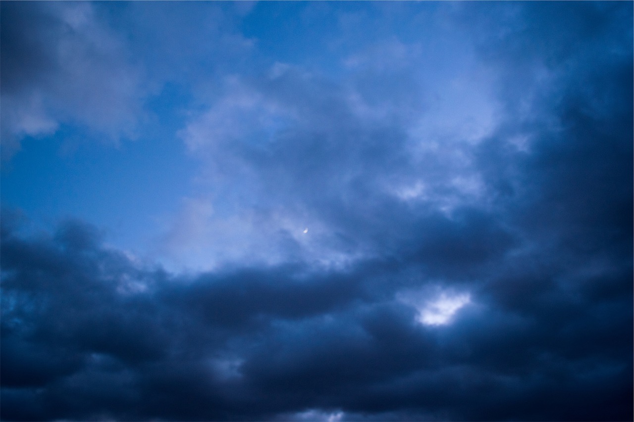 Download free photo of Moon,night,sky,clouds,dark - from needpix.com