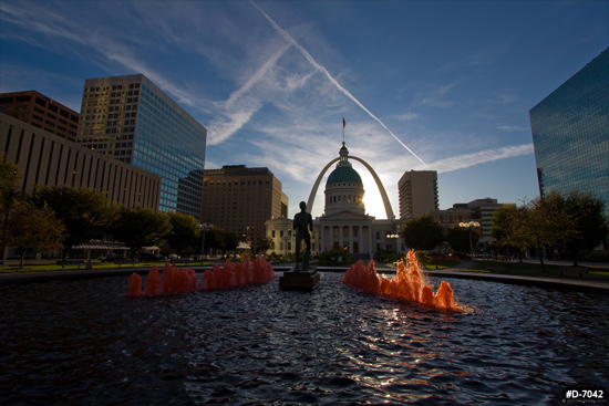 Kiener Plaza red fountain