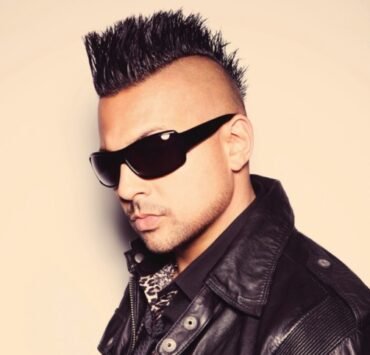 Sean Paul Sean Paul Signs With Universal Music Group