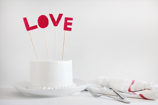 DIY fringe love cake topper