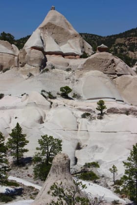 Hiking southern Utah Pine Park