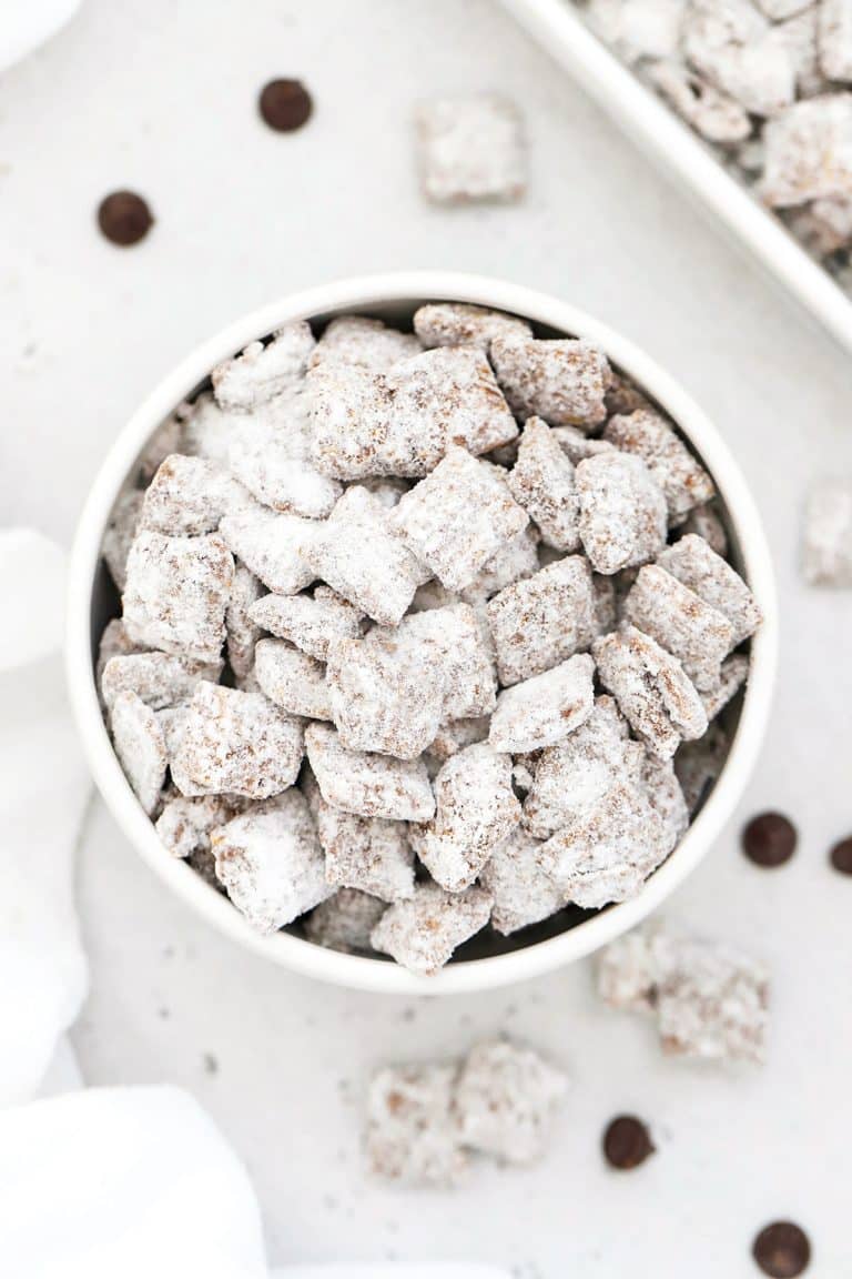 gluten free muddy buddies in a white bowl