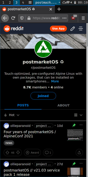 Screenshot of firefox on sxmo with reddit