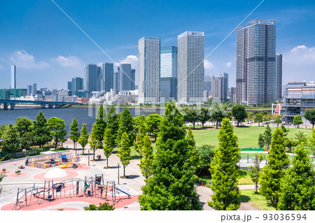 《東京都》晴海のタワーマンションの風景・東京ベイエリア 93036594