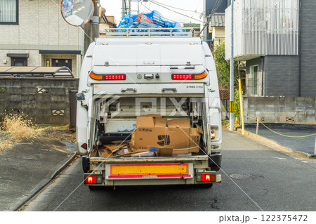 塵芥車　ダンボール収集 122375472