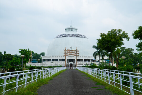 Deekshabhoomi, a Buddhist temple, It is an important Buddhist pilgrim place in India