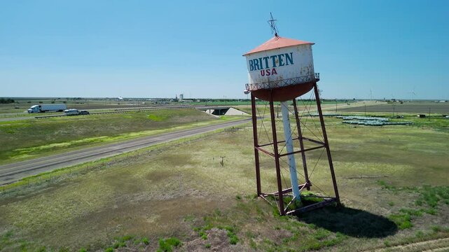 Leaning Tower of Britten Texas - Wide Push In Interstate BKG