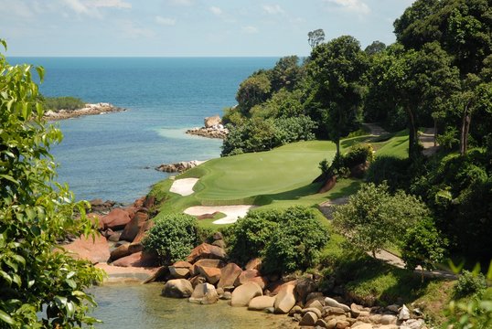 RIA BINTAN OCEAN COURSE