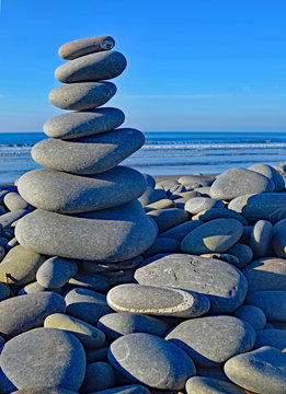 Stones balanced on the Pebble Ridge