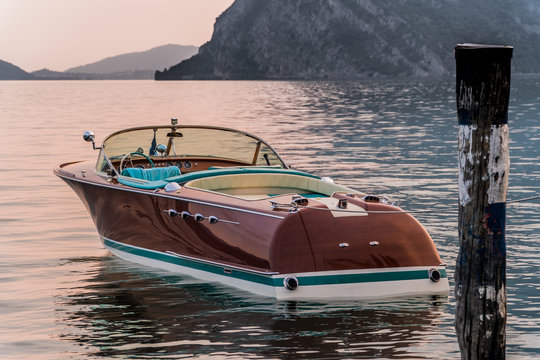 riva boot am iseosee