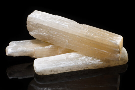 Selenite, satin spar are crystal habit varieties of the mineral gypsum