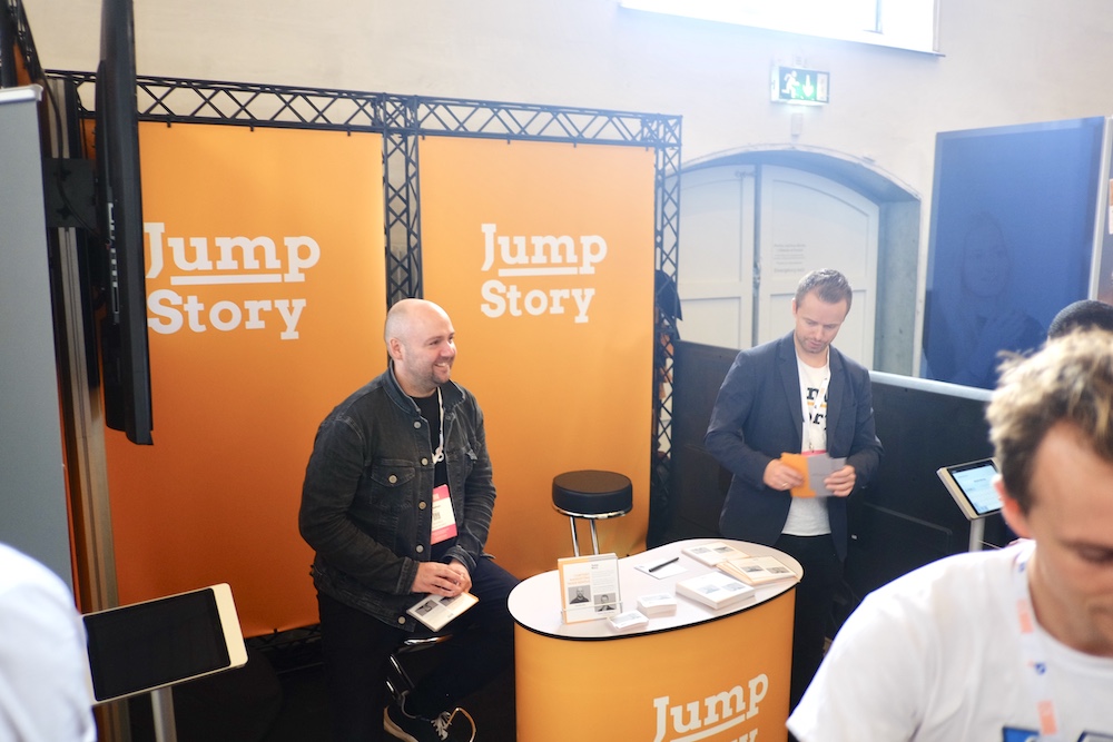 jumpstory capture sales leads on trade fair