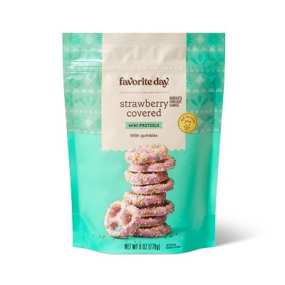 Spring Easter Pink Strawberry Coated Mini Pretzel Twists - 6oz - Favorite Day™