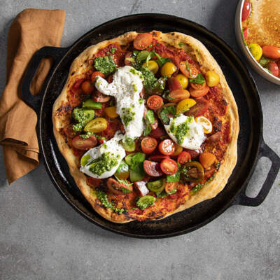 Easy Caprese pizza