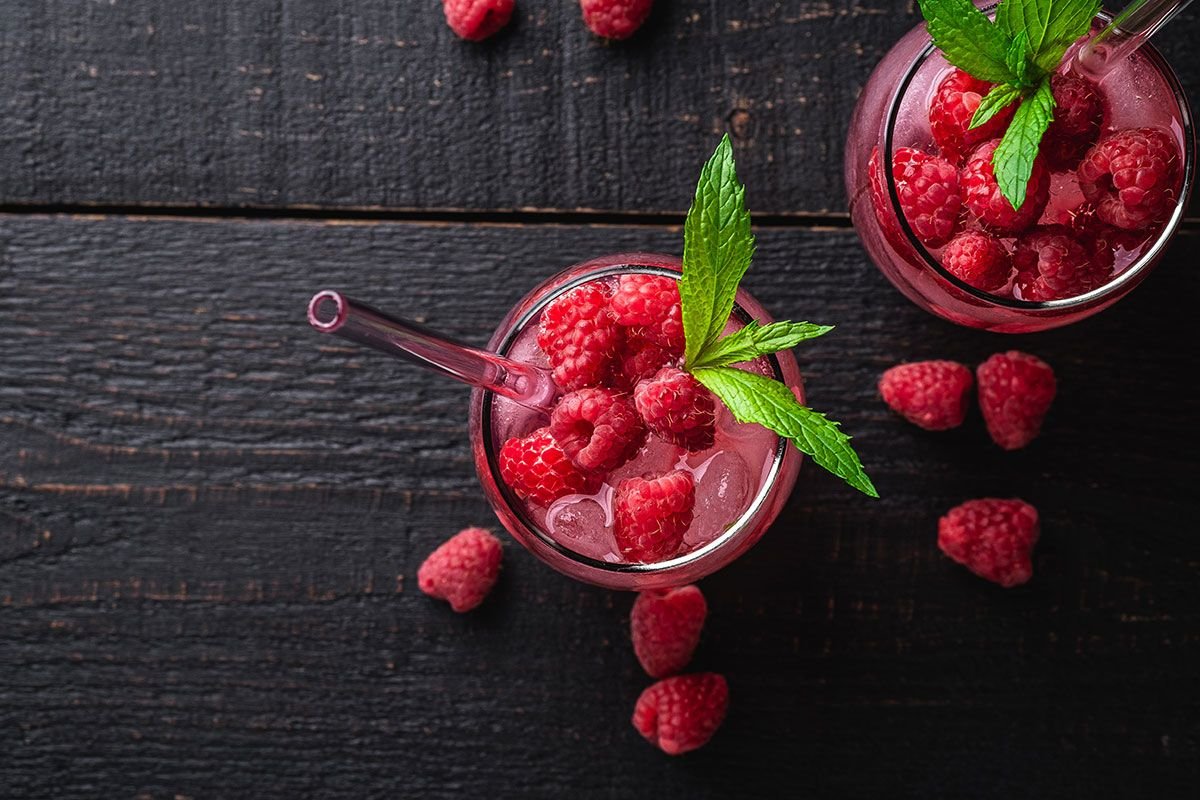 Raspberry Lemonade with Fresh Mint