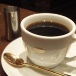 茜屋珈琲店 - コーヒーはオリジナルカップで出てきます。