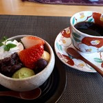 ミンカフェ バサラ - 料理写真:わらび餅抹茶パフェ(500円)&オリジナルコーヒー(300円)