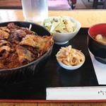 めいと - 焼肉丼 ￥850(税別)