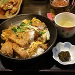 居酒屋 一坊 - カツ丼950円税別