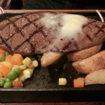 Steak House Bison - ジャンボステーキ300ｇ