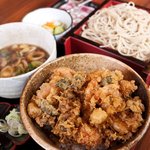 割烹処　和享 - かきあげ丼 + ブタ肉汁セイロ