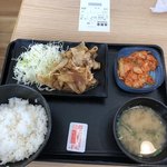 Yoshinoya Takasaki Iidzuka Machi Ten - 豚生姜焼き定食➕キムチ