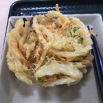 Hanamaru Udon Ion Takatsuki Ten - 野菜かき揚げ