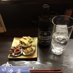 酒富 - お通しと黒ホッピー