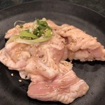 Shichirin Yakiniku Anan Honyawata Ekimae Ten - 豚塩ホルモン