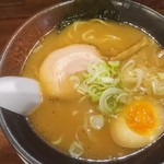 Ramen Shuho - 醤油ラーメン  (大盛・ランチサービス)  650円