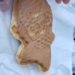 Omede Taiyaki Honpo Itoyokado Fukaya Ten - 苺レアチーズ鯛焼き