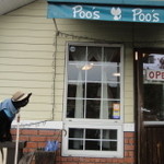 Poo's - 