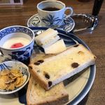 Coffee Ya 101 - 日替わりコーヒー400円とモーニング