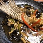 Ashitaba So - 飛魚の餡掛け
                      羽の部分までカリカリで食べれちゃうんです