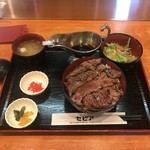 Grill Sepia - 平日ランチＢ定食(ステーキ丼)+お肉の大盛り