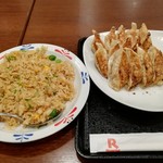 リンガーハット - 餃子定食です。(2019年6月)