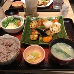 Ootoya Mirai Nagasaki Kokooku Ten - 鶏と野菜の黒酢あん