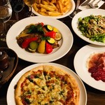 Belgian Beer Pub Favori - スタンダード☆4500円飲み放題付コース