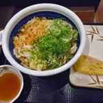 丸亀製麺 - ひとつの丼にまとめられた友人の「ぶっかけ（並・冷）」×２