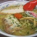 Ryushan hai Yokohama Ten - ミニからみそラーメン 600円、チャーシュー 無料クーポン