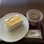 Cafe CORE Tokyo Kyosai Byoin - たっぷりたまごサンド300円、アイスティS200円