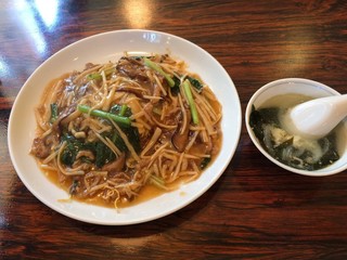 Shinkyo - 牛肉入り焼きそば